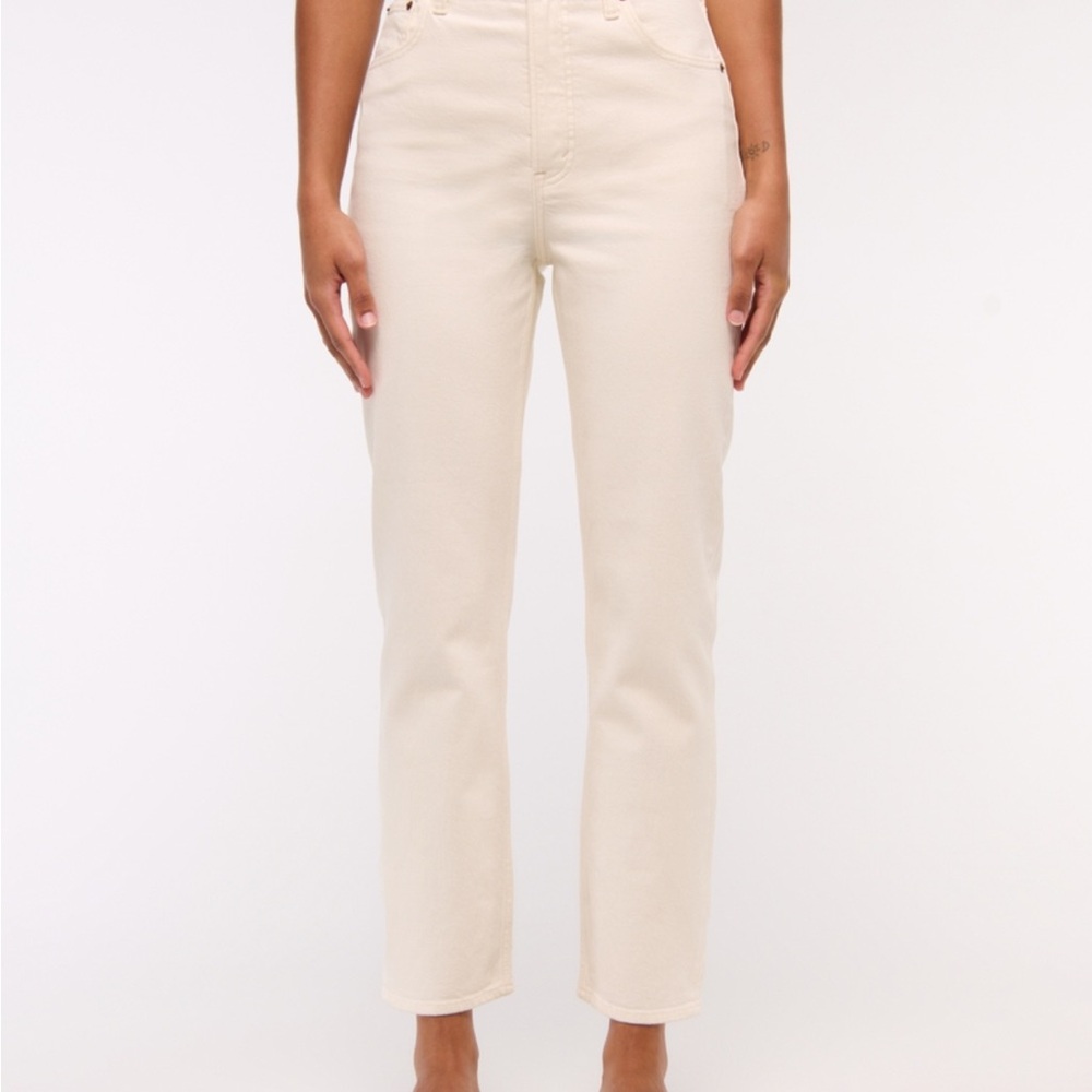 Abercrombie & Fitch Women's Cream Straight Leg Jeans